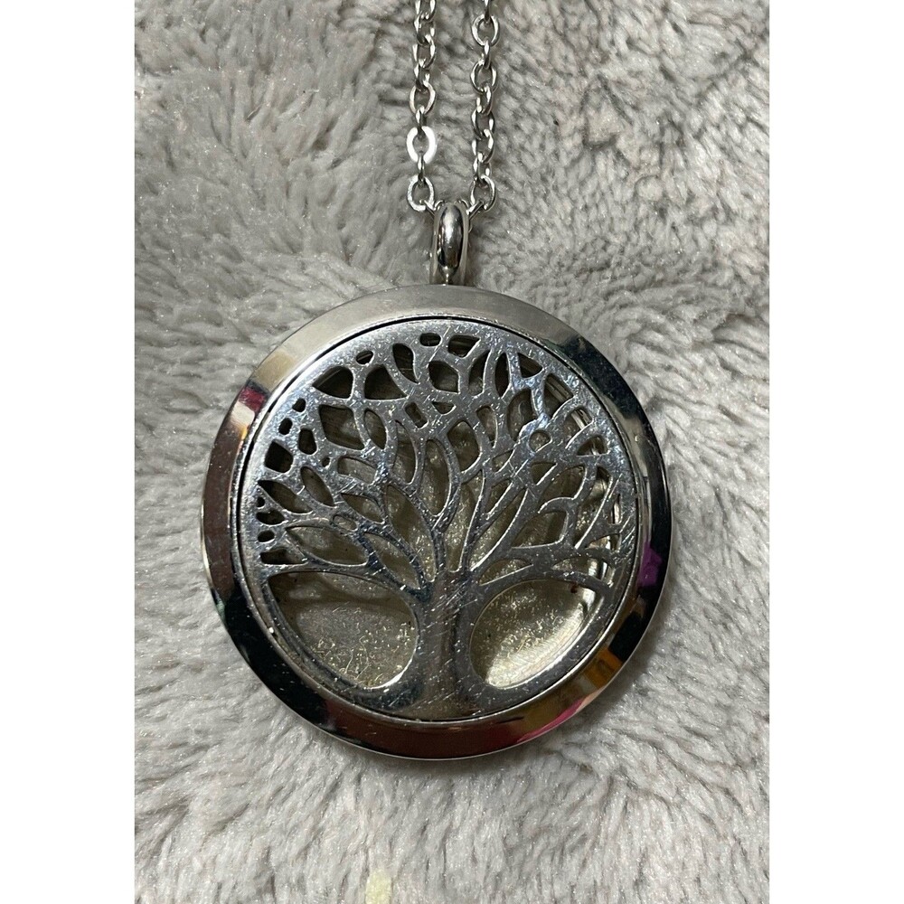 Stainless Steel Tree Of Life Locket Essential Oil Diffuser Necklace